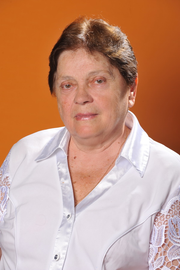 Луханина Мария Титовна.